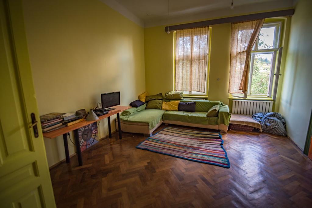 Albergue Mountain Tale Braşov Exterior foto